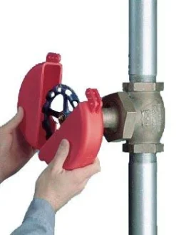 MasterLock Rotating Gate Valve Lockouts