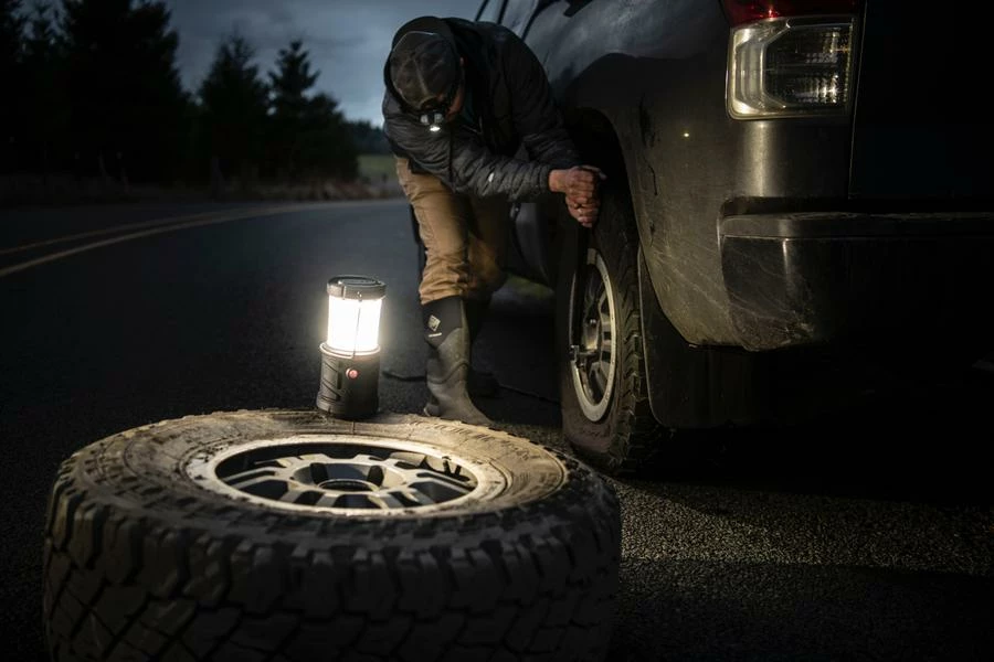 Coast Products Lighting Coast® EAL22 Emergency Area Lantern - 1250 Lumens